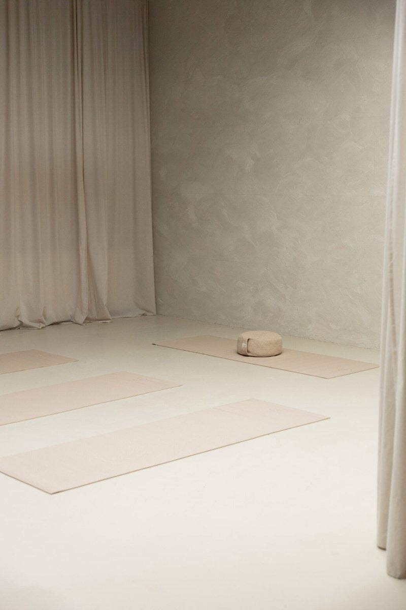 Yogamat sticky extra dik sand - Lotus | 6 mm | fitnessmat | sportmat | pilates mat sand
