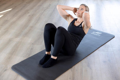 AJ-Sports Yoga mat - Yogamat - Fitness mat NBR - Sport mat - Trainingsmat - Anti slip - Inclusief draagtas - Fitnessmat - Zwart - Yoga - Pilates - Fitness - Foam materiaal - 183 x 61 x 1 cm